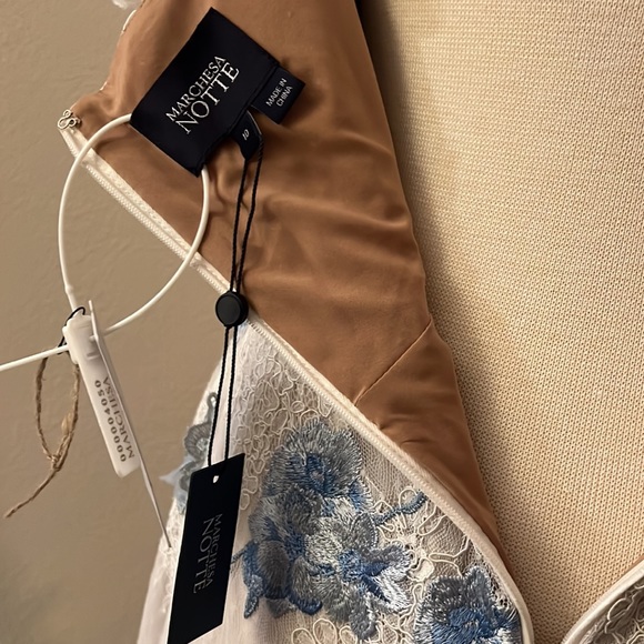 NWT Marchesa Cold Shoulder Tea Length Dress - Picture 5 of 5